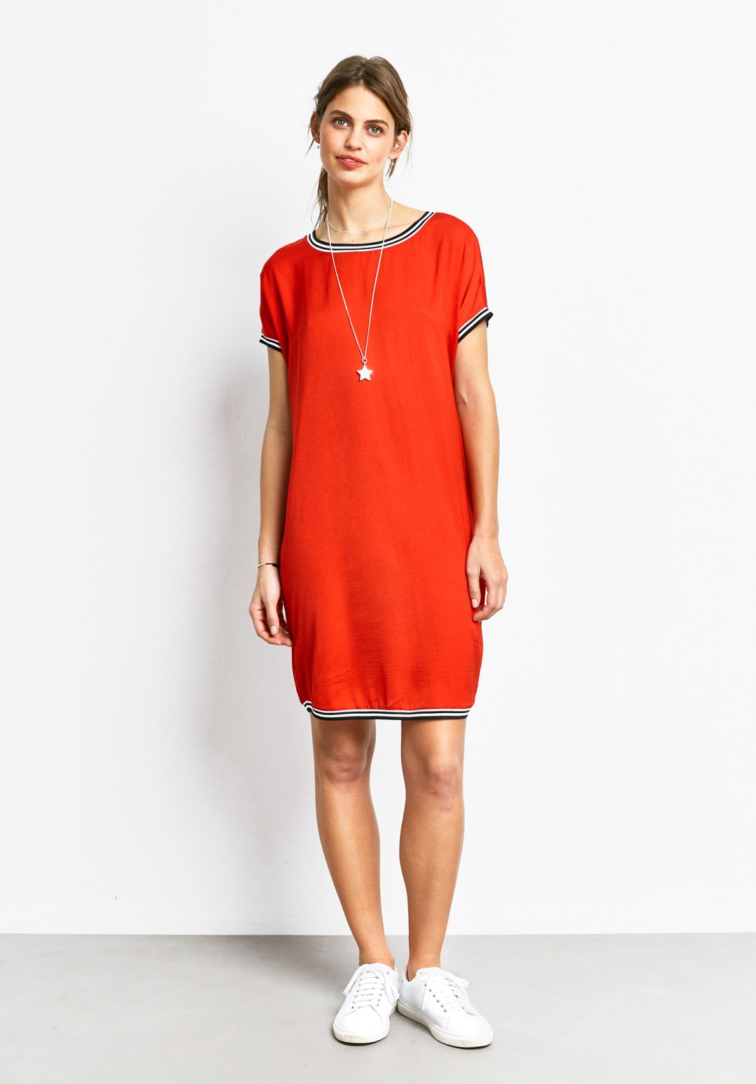 1422x2040.fit.DRS87-RED-01